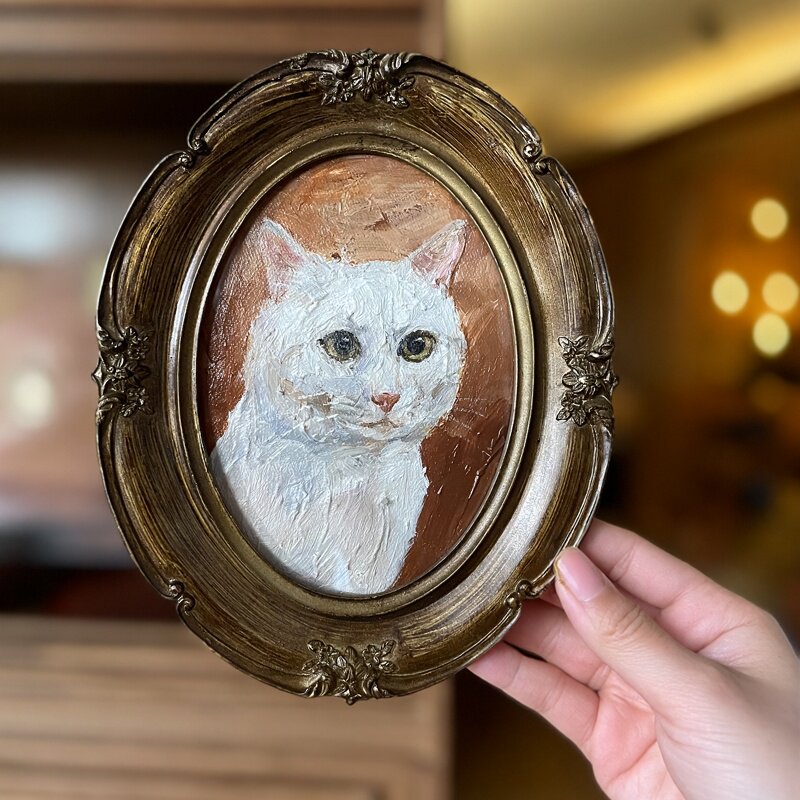 Vintage Oval White Cat Oil Painting — full artwork